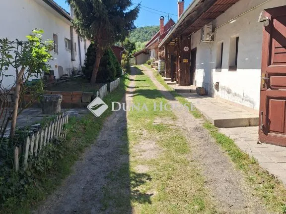 Eladó ház Kisoroszi, Széchenyi utca 132 nm