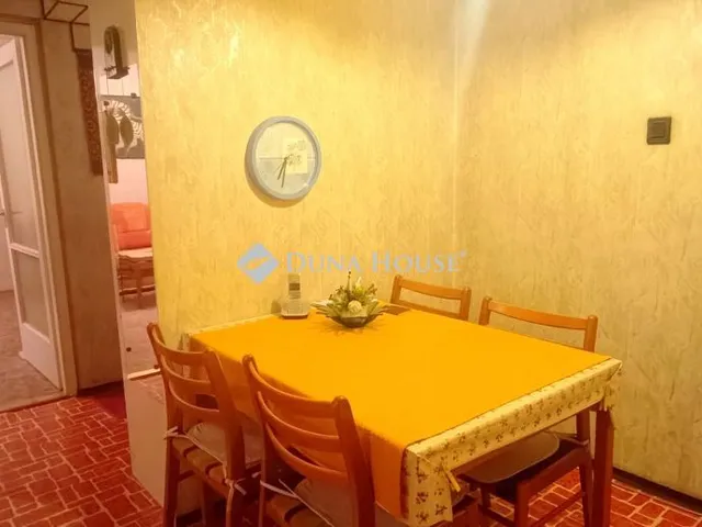 Eladó lakás Budapest III. kerület 57 nm