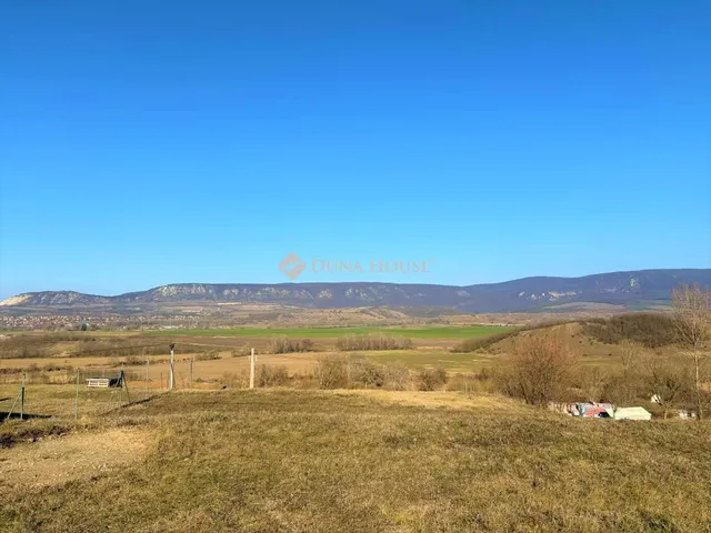 Eladó telek Leányvár 1315 nm