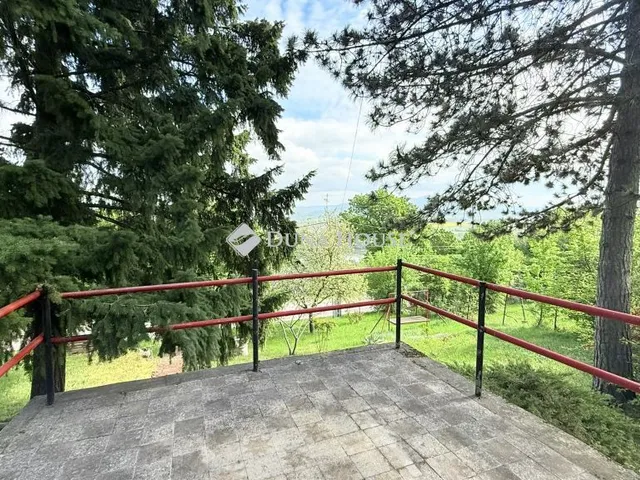 Eladó ház Dunabogdány, Fácános utca 40 nm