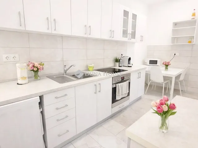 Eladó lakás Budapest VII. kerület, Marek József utca 63 nm