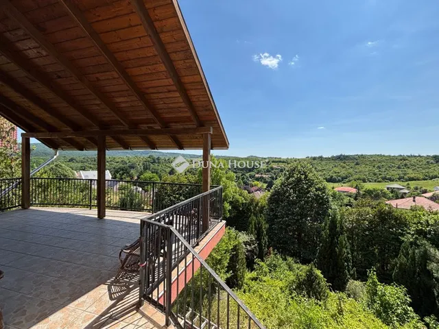 Kiadó ház Piliscsaba 400 nm