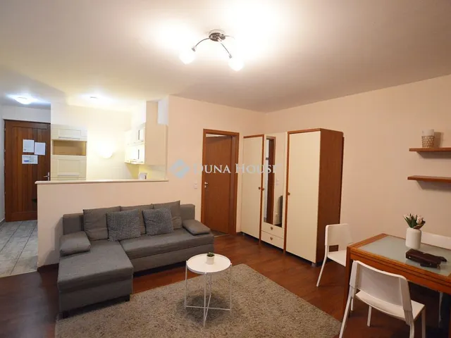 Kiadó lakás Budapest VI. kerület 56 nm