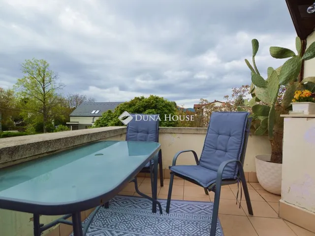 Eladó lakás Budapest III. kerület 65 nm