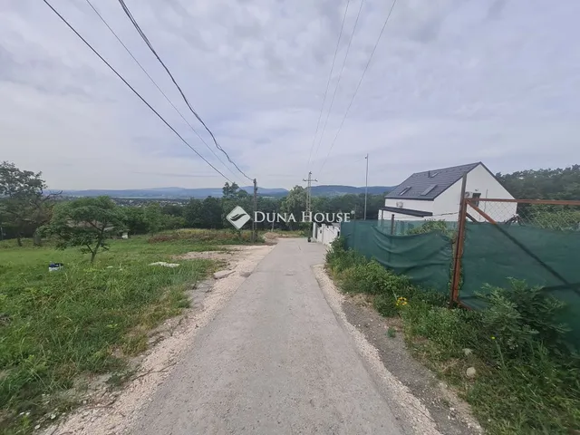 Eladó telek Szentendre 1542 nm