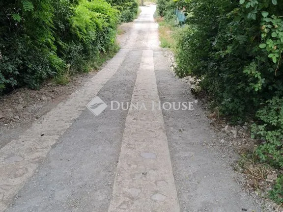 Eladó telek Szentendre 1542 nm