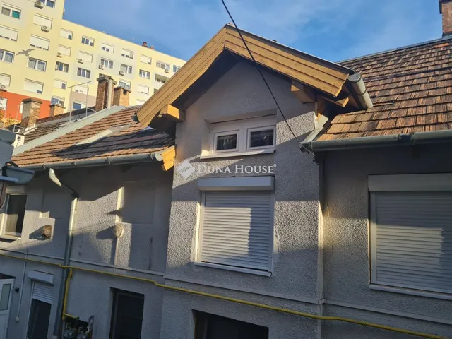 Eladó lakás Budapest III. kerület, Szőlő utca 31 nm