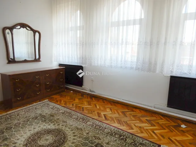 Eladó ház Tiszavasvári 267 nm