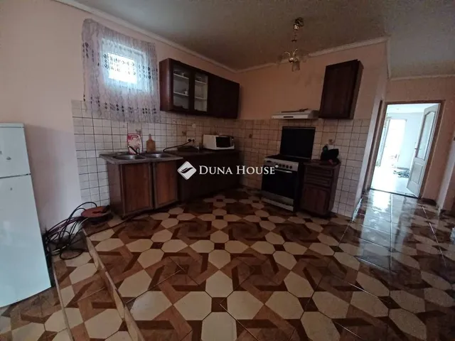Eladó ház Dombrád 165 nm