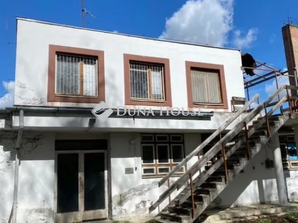 Kiadó kereskedelmi és ipari ingatlan Marcali 3761 nm