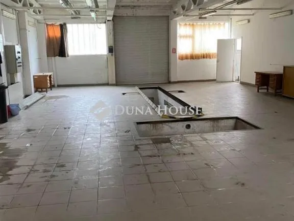 Kiadó kereskedelmi és ipari ingatlan Záhony 130 nm