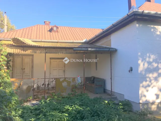 Eladó ház Tiszakarád 110 nm
