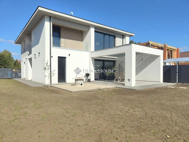 Eladó ház Nyíregyháza 225 nm