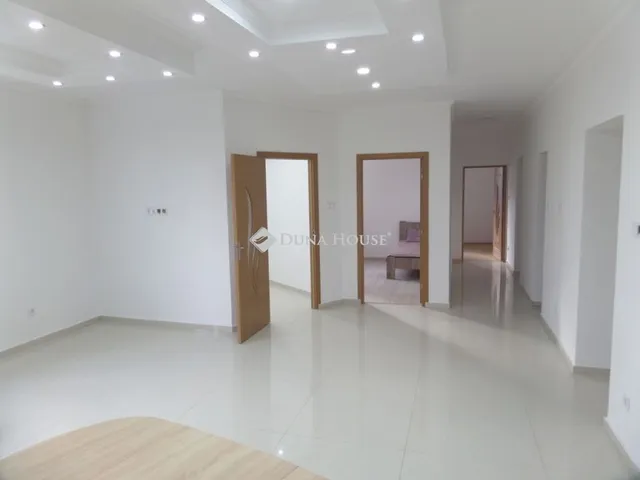 Kiadó ház Nyíregyháza 125 nm