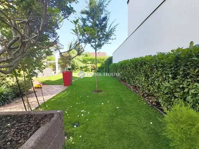 Eladó ház Nyíregyháza 240 nm