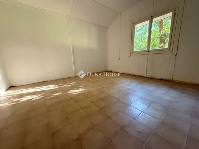 Eladó üdülő és hétvégi ház Rakamaz, Napsugár út 50 nm