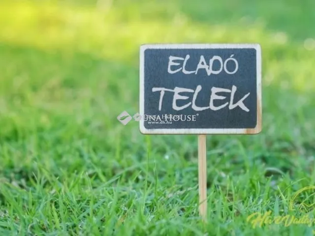 Eladó telek Tiszavasvári 4456 nm