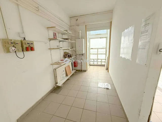 Kiadó kereskedelmi és ipari ingatlan Nyíregyháza 100 nm