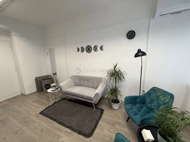 Kiadó kereskedelmi és ipari ingatlan Nyíregyháza 18 nm