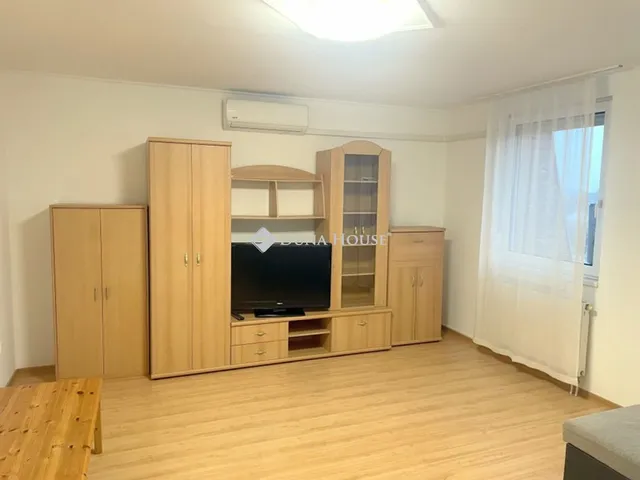 Kiadó lakás Nyíregyháza, Szántó Kovács János utca 55 nm