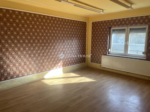 Kiadó ház Nyírpazony 534 nm