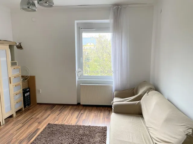 Eladó lakás Nyíregyháza, Hősök tere 54 nm