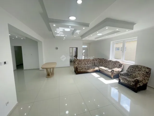 Kiadó ház Nyíregyháza 171 nm