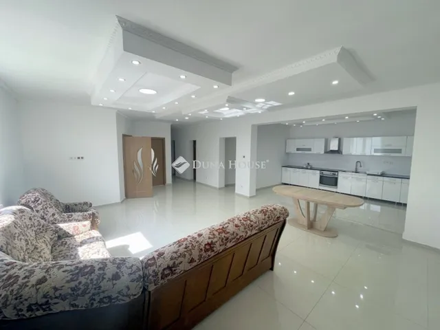 Kiadó ház Nyíregyháza 171 nm