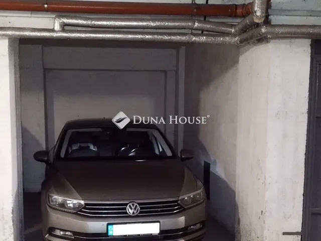Eladó garázs Nyíregyháza 13 nm