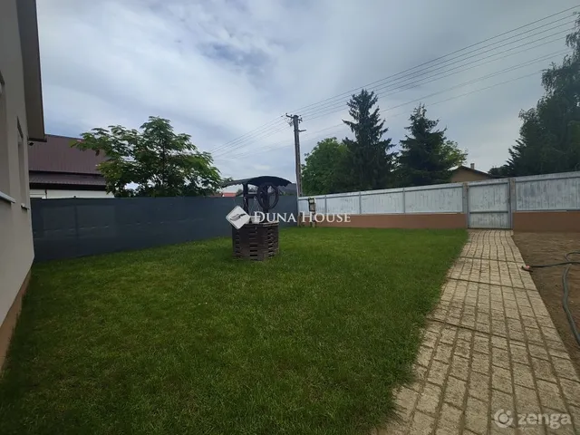 Eladó nyaraló Levelek 60 nm