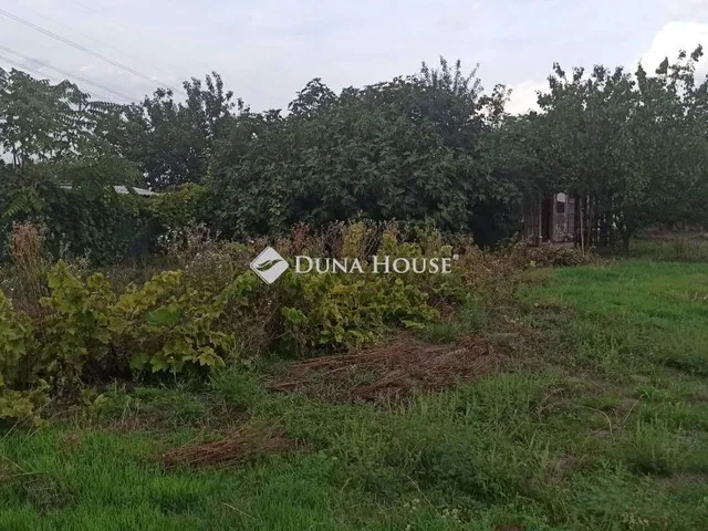 Eladó telek Érd 1369 nm