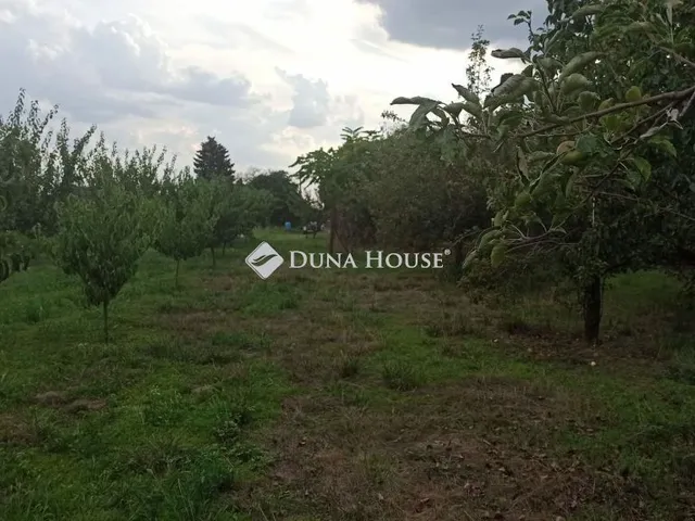 Eladó telek Érd 1369 nm