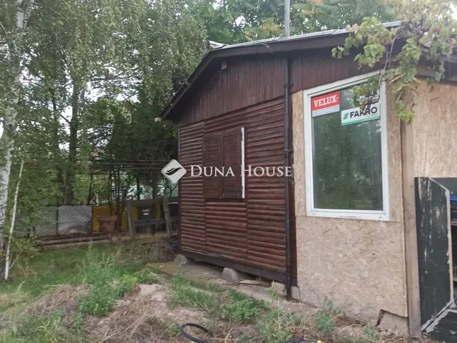 Eladó ház Érd 30 nm