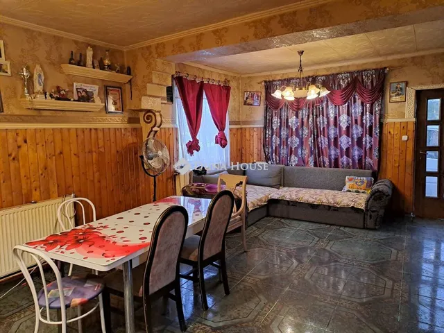 Eladó ház Ercsi 79 nm