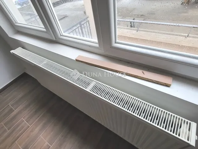 Kiadó kereskedelmi és ipari ingatlan Érd 59 nm