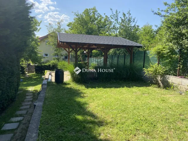 Eladó ház Csabdi, Szőlő sor 156 nm