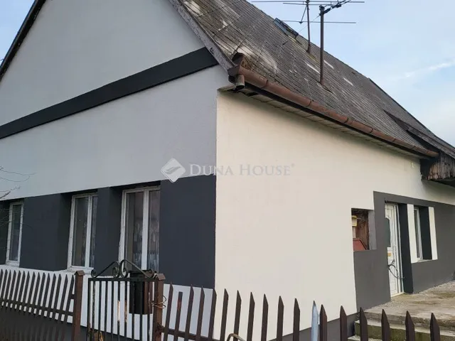 Eladó ház Ercsi 70 nm