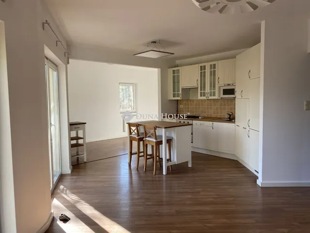 Eladó ház Érd 217 nm