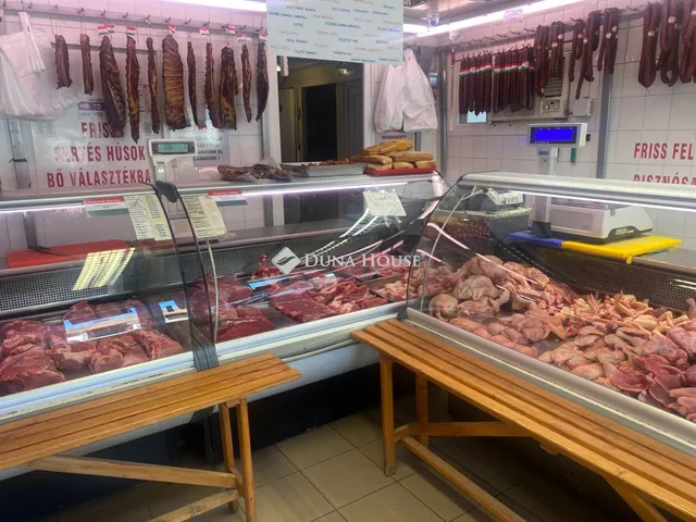 Eladó kereskedelmi és ipari ingatlan Taksony 48 nm