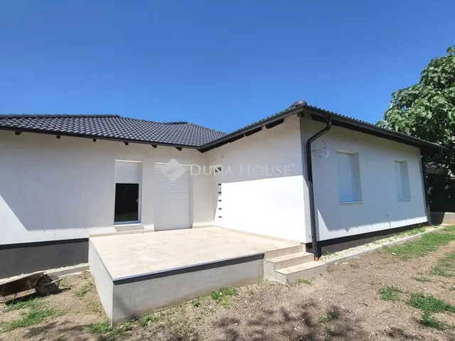 Eladó ház Érd 96 nm