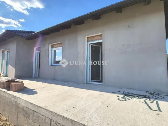 Eladó ház Érd 82 nm