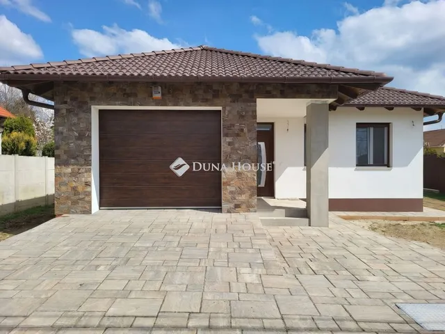 Eladó ház Érd 140 nm