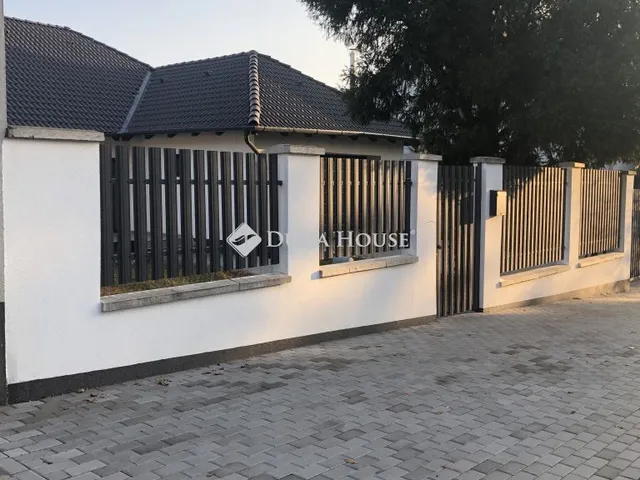 Eladó ház Érd 196 nm