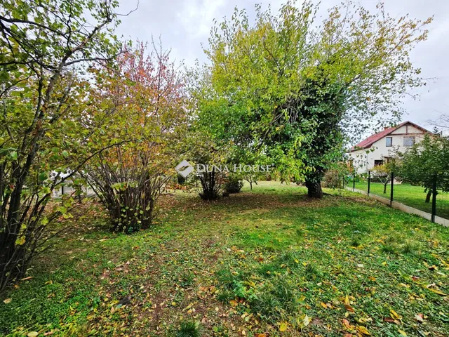 Eladó telek Érd 726 nm