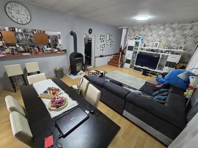 Eladó ház Érd 161 nm