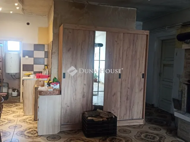 Eladó ház Ercsi 98 nm