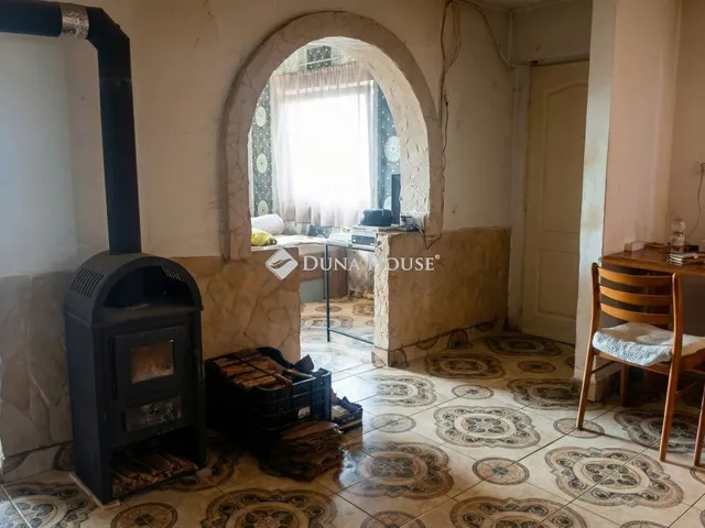 Eladó ház Ercsi 98 nm