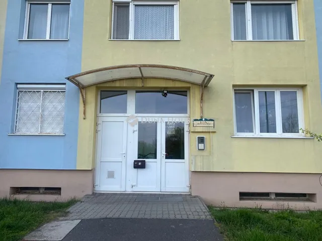 Eladó lakás Százhalombatta 54 nm