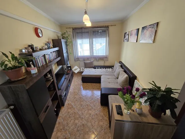 Eladó lakás Érd 56 nm