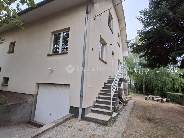 Eladó ház Pusztazámor 180 nm